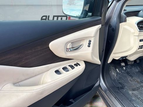 Used 2024 Nissan Murano Platinum w/ Cargo Package image 18