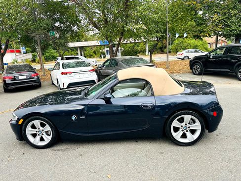 Used 2007 BMW Z4 3.0i image 11