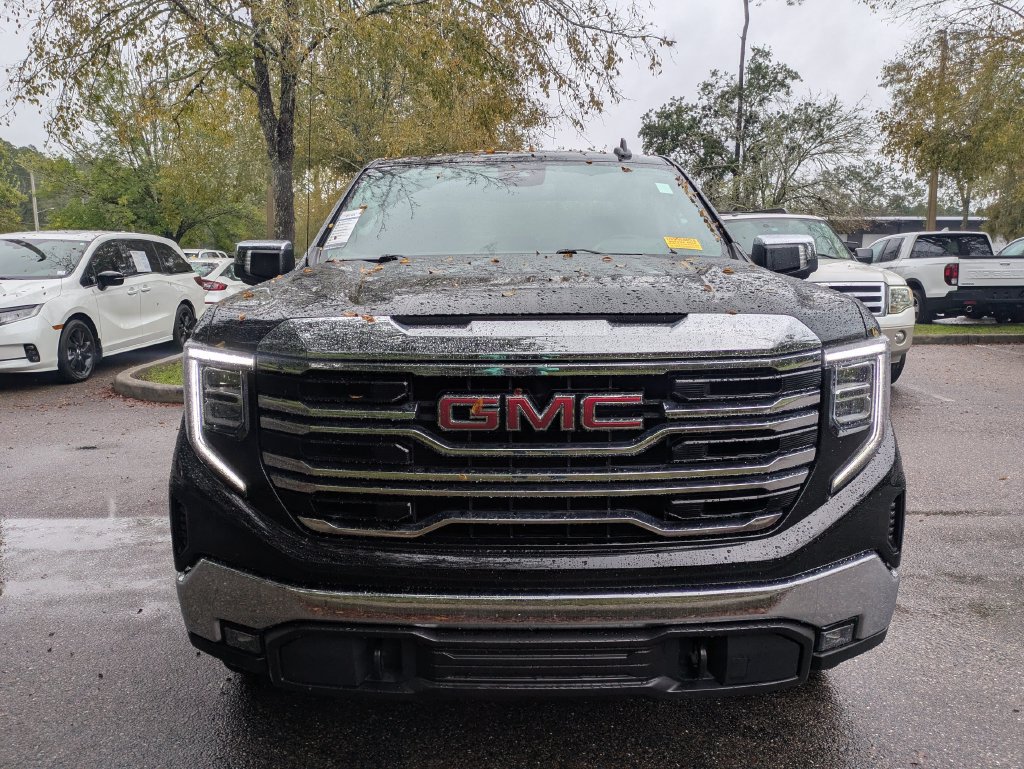 Used 2025 GMC Sierra 1500 SLT AWD/4WD image 8