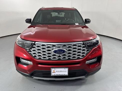 Used 2022 Ford Explorer Platinum w/ Technology Package AWD/4WD image 28