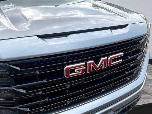 Used 2023 GMC Sierra 1500 Elevation AWD/4WD image 35
