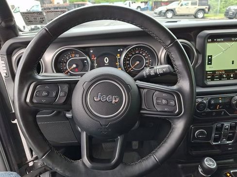 Used 2022 Jeep Wrangler Unlimited Sport AWD/4WD image 31