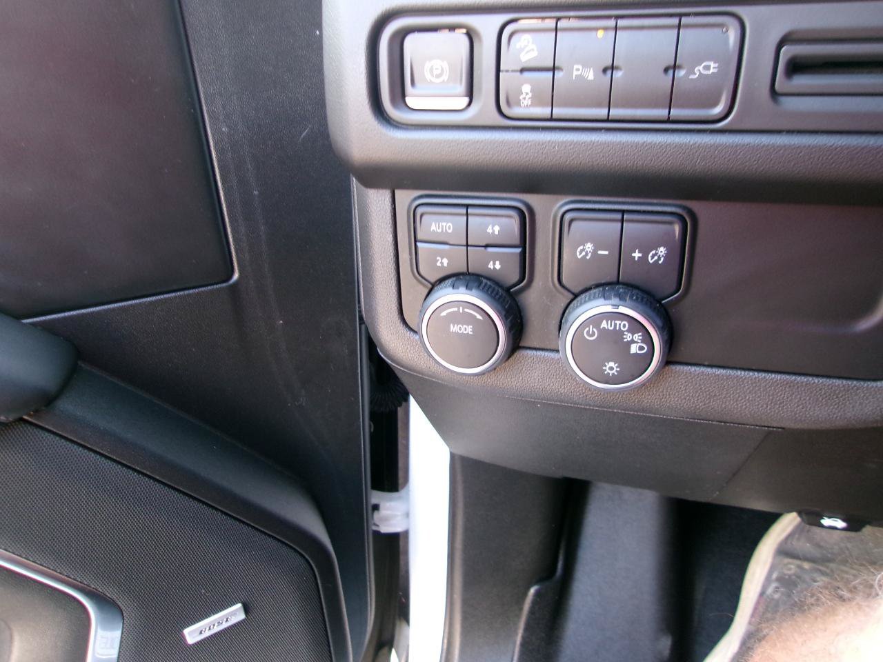 Used 2021 Chevrolet Tahoe Z71 AWD/4WD image 17