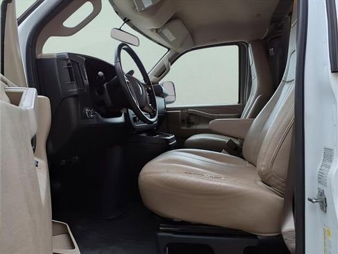 Used 2019 Chevrolet Express 2500 w/ Driver Convenience Package image 13