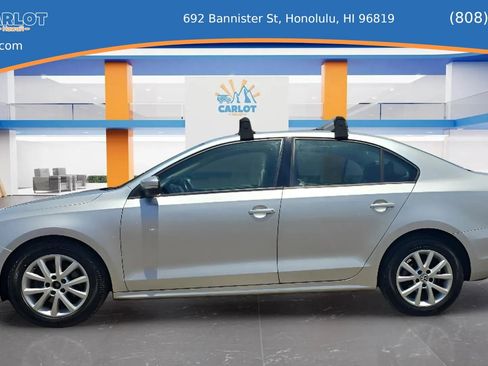 Used 2012 Volkswagen Jetta SE FWD image 7