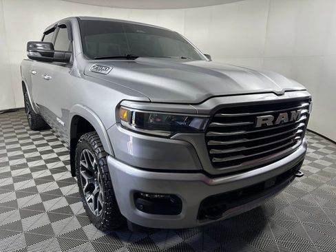 Used 2025 RAM 1500 Laramie w/ Laramie Southwest Edition AWD/4WD image 7