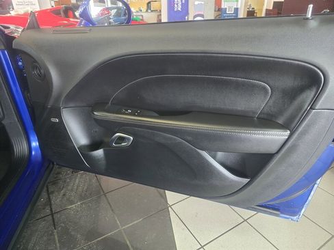 Used 2018 Dodge Challenger R/T Scat Pack w/ Dynamics Package image 12