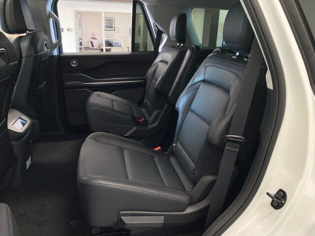 New 2027 Lincoln Navigator Reserve AWD/4WD image 12