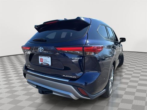 Used 2021 Toyota Highlander Platinum AWD/4WD image 19