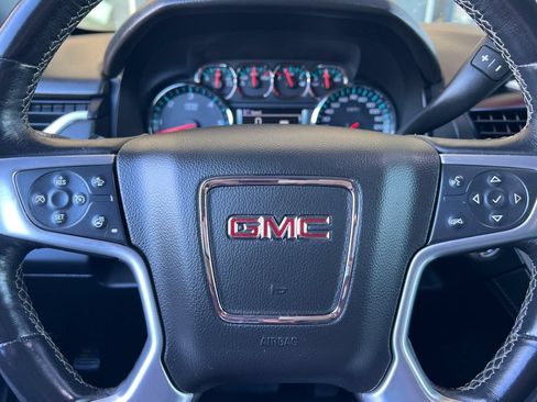 Used 2019 GMC Yukon XL SLT AWD/4WD image 28