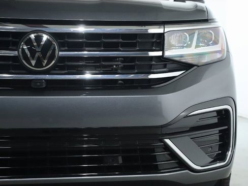 Used 2023 Volkswagen Atlas SEL Premium image 48