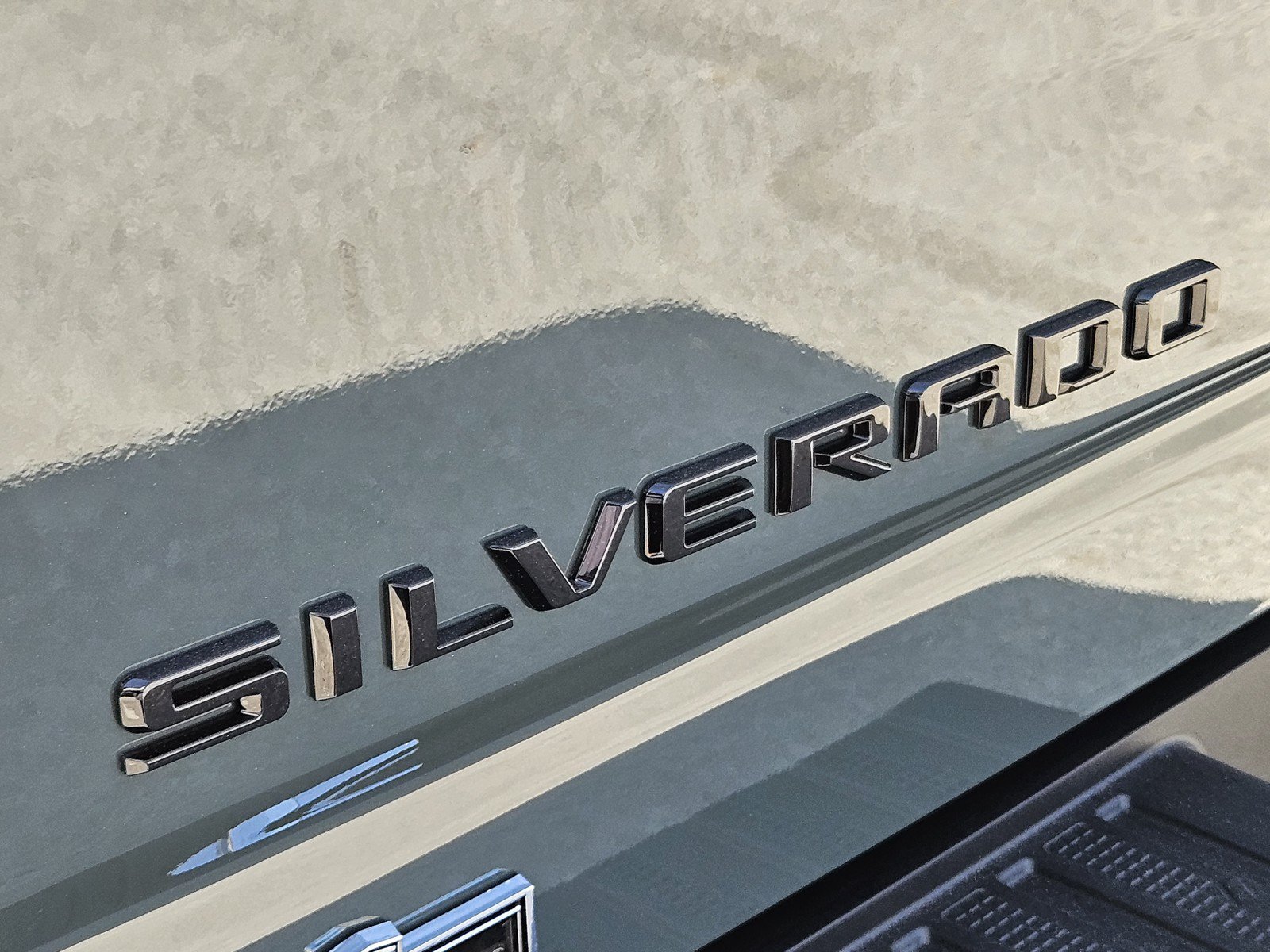 New 2026 Chevrolet Silverado 2500 LTZ w/ LTZ Plus Package AWD/4WD image 8