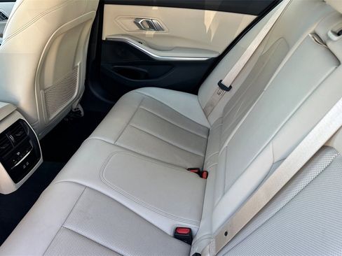 Used 2022 BMW 330i Sedan w/ Convenience Package image 5