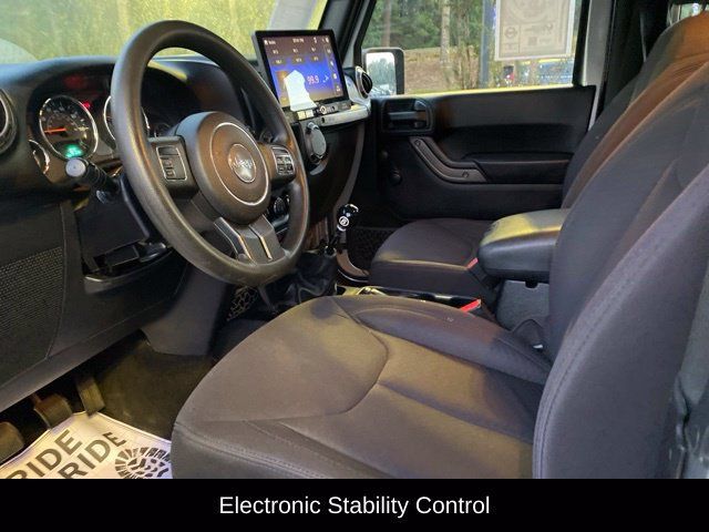 Used 2013 Jeep Wrangler Sport AWD/4WD image 6