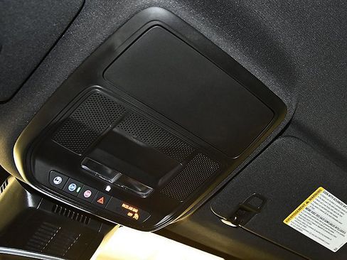 New 2026 Chevrolet Equinox LT image 24