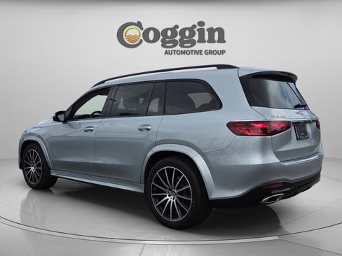 New 2026 Mercedes-Benz GLS 450 4MATIC image 3