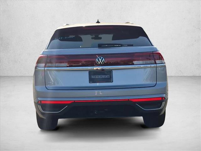 Used 2026 Volkswagen Atlas Cross Sport SE FWD image 7
