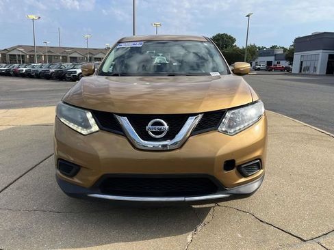Used 2014 Nissan Rogue S FWD image 8