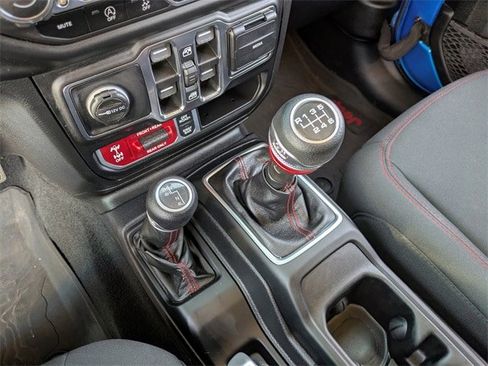Used 2021 Jeep Gladiator Rubicon image 26