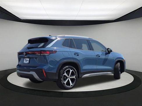 New 2026 Volkswagen Tiguan SE FWD image 7
