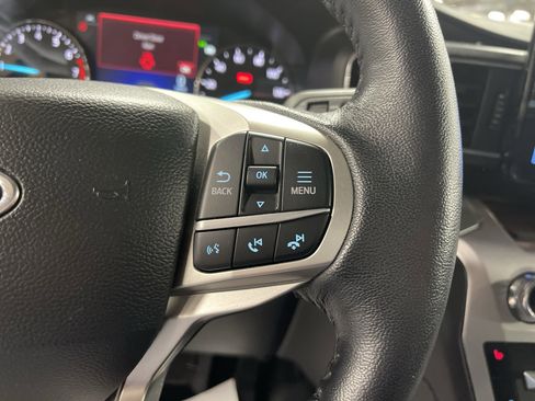 Used 2022 Ford Explorer XLT w/ Equipment Group 202A image 20