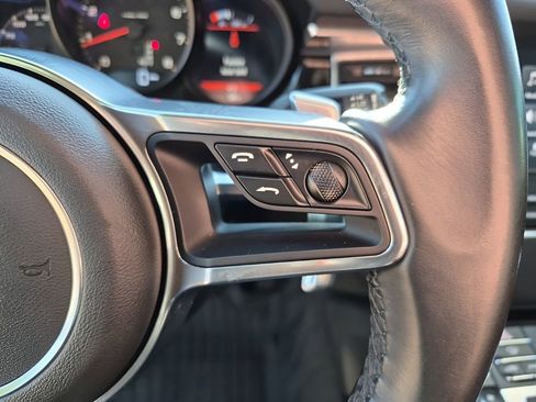 Used 2018 Porsche Macan Sport Edition AWD/4WD image 38