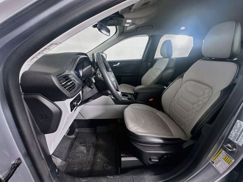 Used 2023 Ford Escape Platinum w/ Premium Technology Package FWD image 13