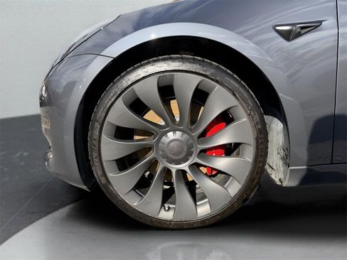 Used 2023 Tesla Model 3 Performance image 9