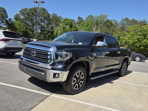 Used 2019 Toyota Tundra 1794 Edition image 3