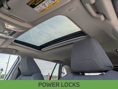 Used 2025 Toyota RAV4 XLE w/ Convenience Package FWD image 18