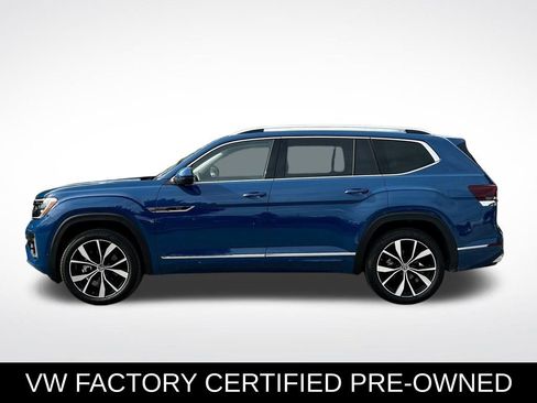 Certified 2025 Volkswagen Atlas SEL Premium R-Line image 8