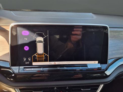 New 2026 Volkswagen Atlas SEL Premium R-Line image 35