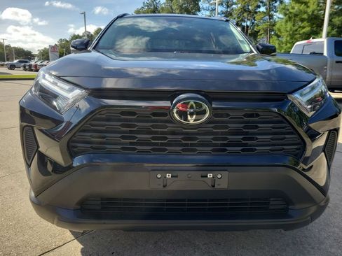 Used 2024 Toyota RAV4 XLE FWD image 4
