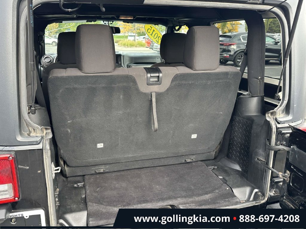 Used 2015 Jeep Wrangler Sport AWD/4WD image 10