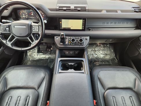 Certified 2021 Land Rover Defender 110 X-Dynamic SE AWD/4WD image 28