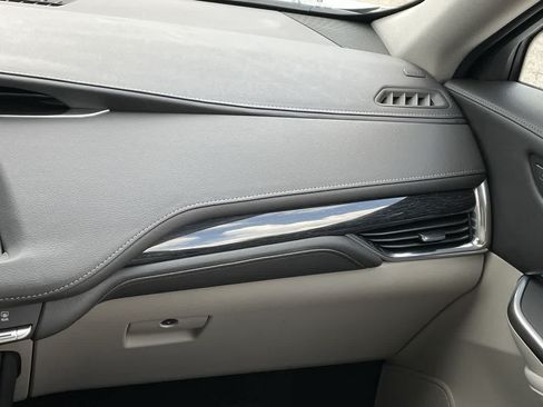 Certified 2023 Cadillac XT4 Premium Luxury w/ Technology Package AWD/4WD image 16