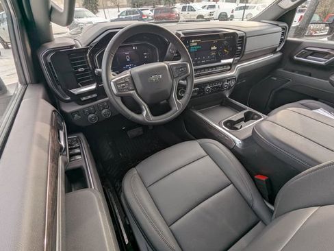 Used 2026 Chevrolet Silverado 2500 LTZ w/ LTZ Plus Package image 5