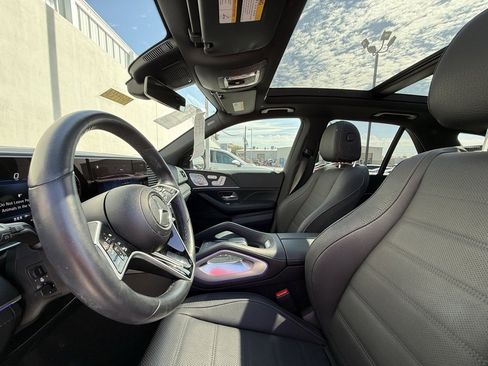 Used 2024 Mercedes-Benz GLE 450 4MATIC image 5