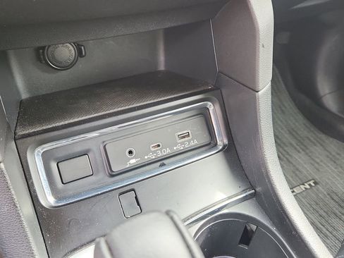 Used 2023 Subaru Ascent Limited image 27