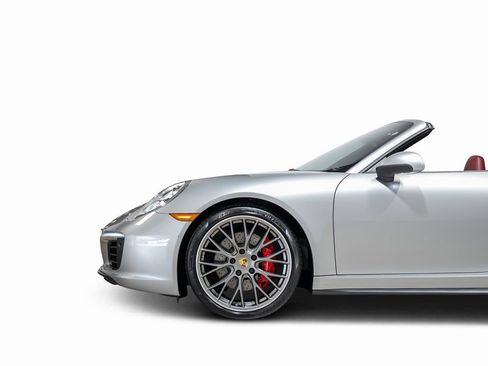 Used 2017 Porsche 911 Carrera 4S image 30