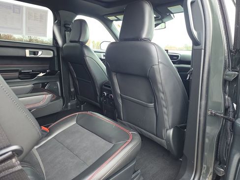 Used 2024 Ford Explorer ST-Line w/ Class IV Trailer Tow Package image 36