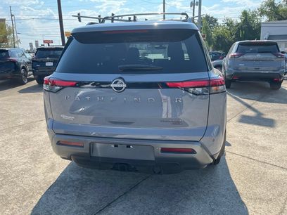 New 2026 Nissan Pathfinder Platinum
