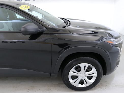 Used 2024 Chevrolet Trax LS image 11