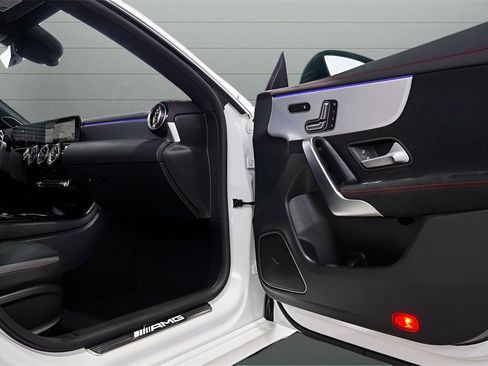 Used 2025 Mercedes-Benz CLA 45 AMG CLA 45 AMG image 75