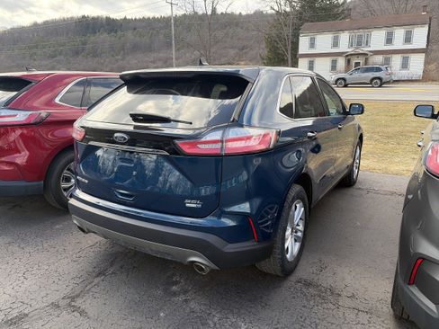 Used 2020 Ford Edge SEL w/ Convenience Package image 2