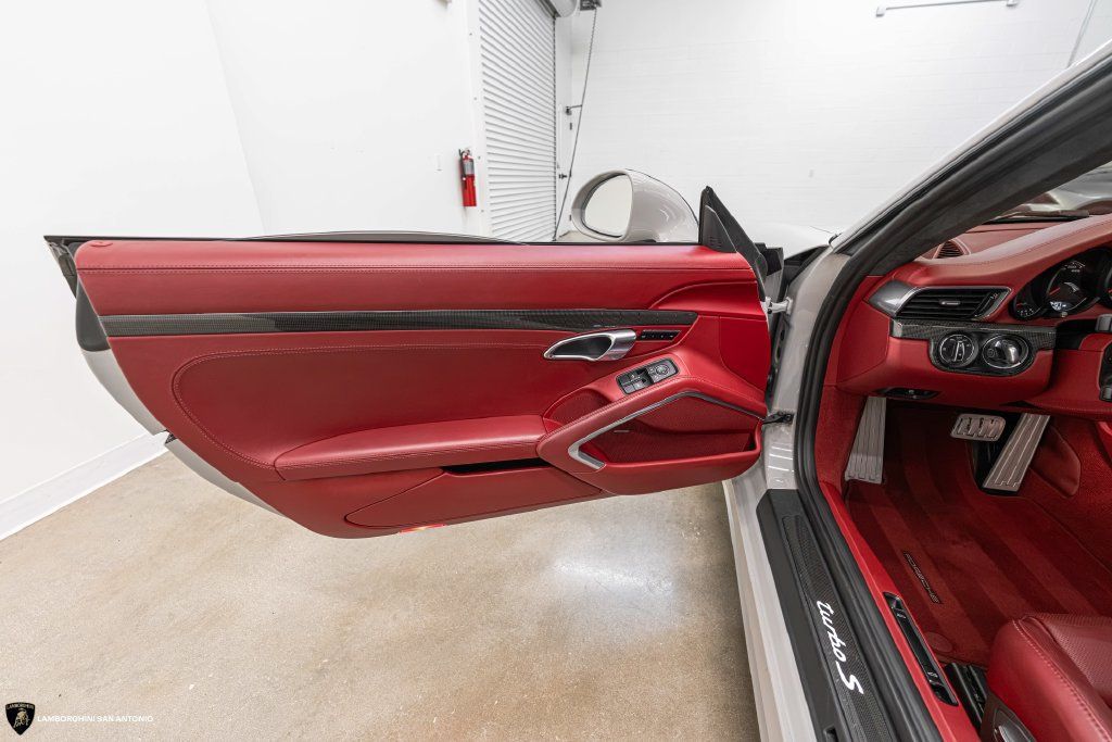 Used 2018 Porsche 911 Turbo S AWD/4WD image 35
