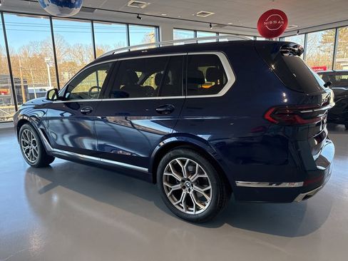 Used 2023 BMW X7 xDrive40i w/ Executive Package image 8