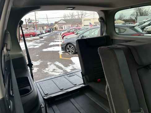 Used 2005 Nissan Pathfinder SE w/ (G01) SE Comfort Pkg image 28