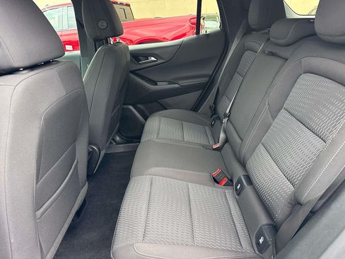 Used 2025 Chevrolet Equinox LT AWD/4WD image 10