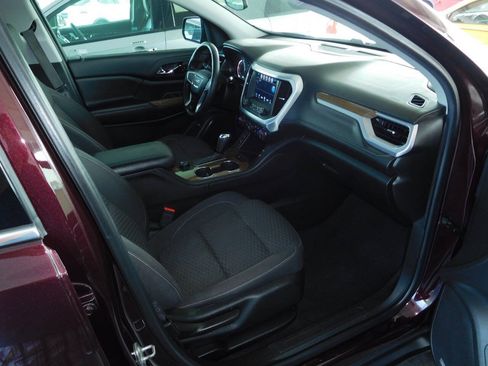 Used 2017 GMC Acadia SLE w/ LPO, Floor Liner Package AWD/4WD image 11